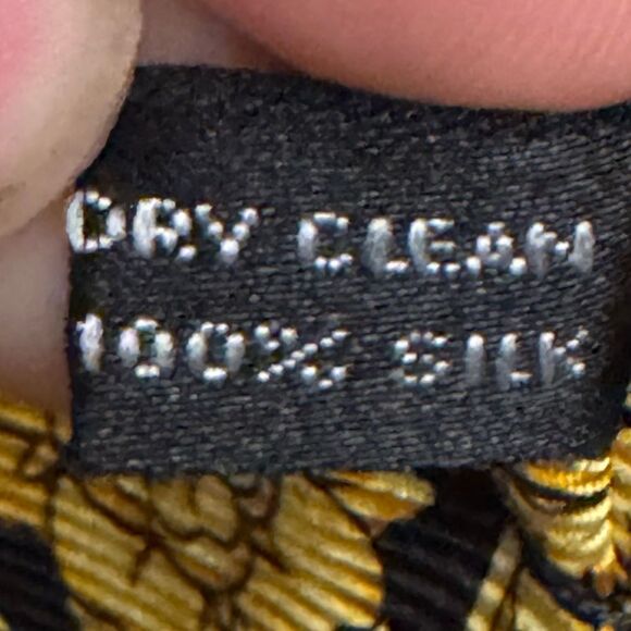 Vintage 90’s Gianni Versace Neiman Marcus Medusa Checker Silk Black Gold Tie - Picture 10 of 10